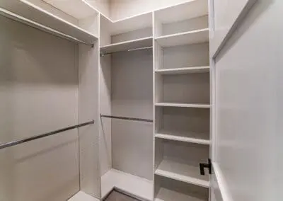 Vester Heights Apartments Closet