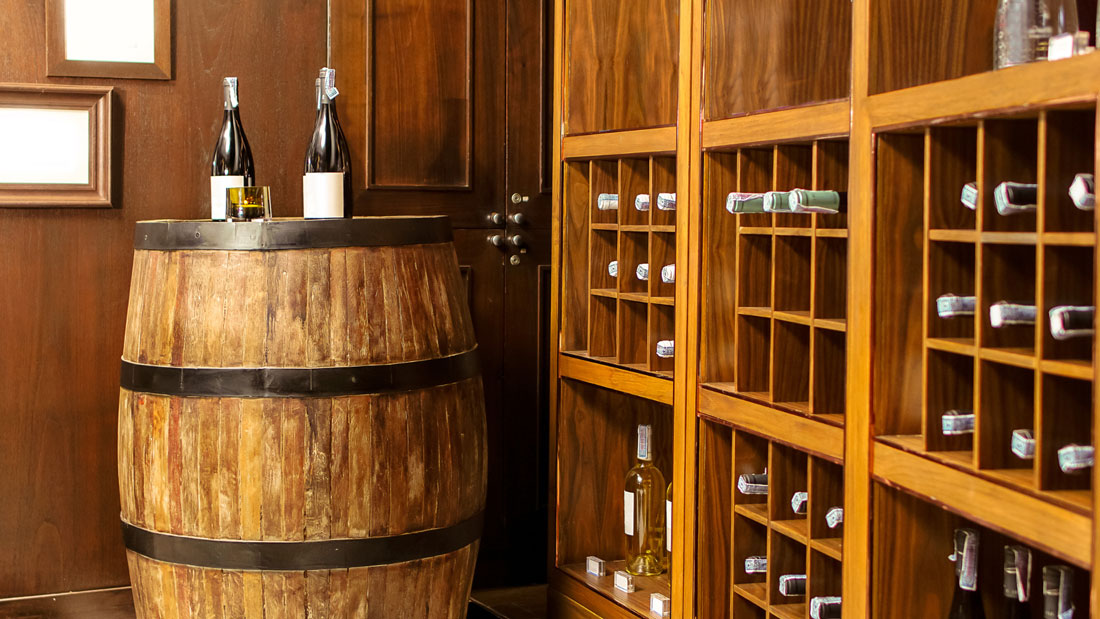 Turn your detached garage into a bar or wine tasting room